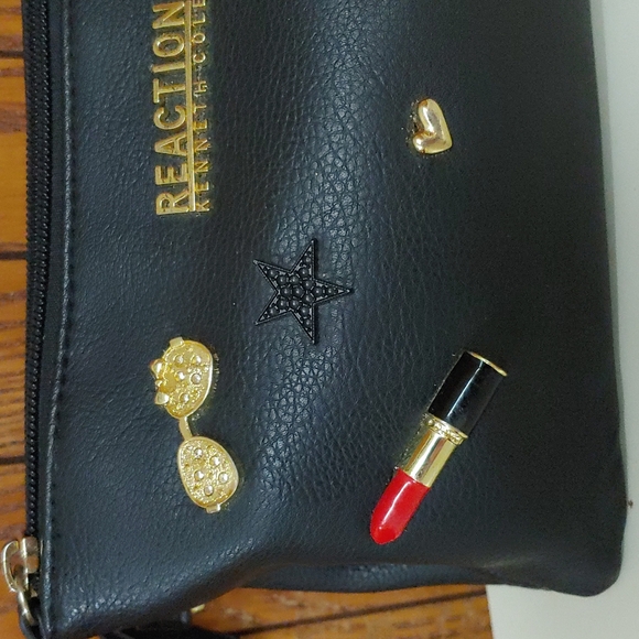 Reaction Kenneth Cole Rock and Roll Wristlet Bag - Picture 3 of 16